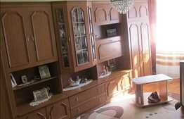 Apartament 3 camere, 60 mp, decomandat, boxa, zona Stadionului CFR