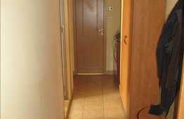 Apartament 3 camere, 60 mp, decomandat, boxa, zona Stadionului CFR