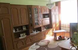 Apartament 3 camere, 60 mp, decomandat, boxa, zona Stadionului CFR