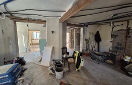 Casa de vacanta in curs de modernizare in Belis, 5 camere, 920mp teren drept