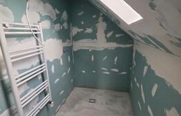 Casa de vacanta in curs de modernizare in Belis, 5 camere, 920mp teren drept