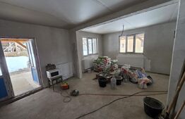 Casa de vacanta in curs de modernizare in Belis, 5 camere, 920mp teren drept