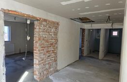 Casa de vacanta in curs de modernizare in Belis, 5 camere, 920mp teren drept