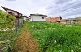 Casa semifinisata, in Campenesti