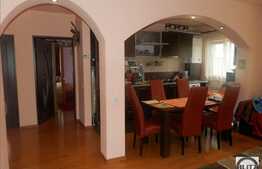 2 camere de vanzare, 52.17 mp! Loc de parcare! Zona strazii Florilor!