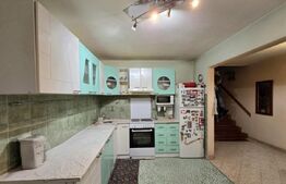 Casă spațioasă cu 6 camere, 180 mp, zonă retrasă și liniștită, Gruia