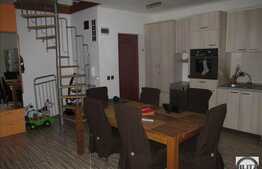 Vanzare apartament de 50 mp plus pod, parcare cu CF! Zona nou dezvoltata!