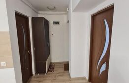 Apartament semidecomandat, parcare inclusa in pret, zona Vivo