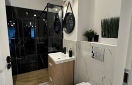 Apartament 3 camere, lux, 2 bai, parcare, zona Teilor 