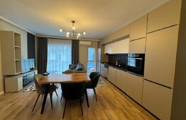 Apartament 3 camere, lux, 2 bai, parcare, zona Teilor 