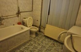 Casa in inima Rasnovului , 5 camere teren 400 mp individuala , intabulata