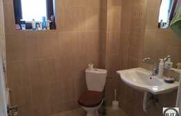 Vanzare apartament 3 camere, 58,5 mp, garaj, parcare, zona Auchan