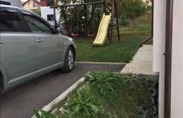 Vanzare apartament 3 camere, 58,5 mp, garaj, parcare, zona Auchan