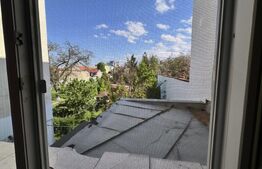 Apartament cu 3 camere, 73 mp utili + 67 mp curte, zona Bd. 21 Decembrie