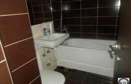 Apartament decomandat cu 1 camera, 44 mp! Parcare! Zona strazii Stejarului!