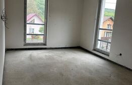 Casa individuala 5 camere, teren 675 mp, zona Tauti 