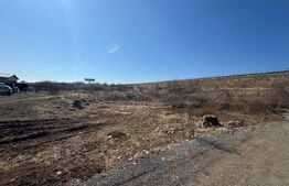 Teren de vânzare –parcela intravilan, Luna de Sus – acces privat