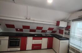 Apartament 3 camere, 48 mp | Etaj 3 | Curte comună și parcare.
