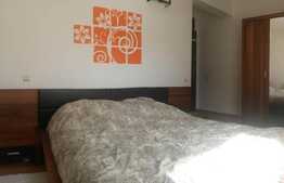 Vanzare apartament 3 camere, decomandat, 82,5 mp, terase, zona strazii Trifoiului