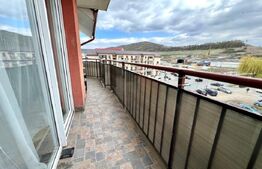 Apartament superb cu scara interioara