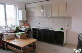 Vanzare 2 camere, 44 mp! Gradina de 40 mp! Parcare! Zona TERRA!