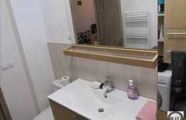 Apartament de vanzare, 2 camere, 40 mp! Parcare! Zona strazii Avram Iancu!