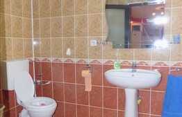 Apartament cu 2 camere, 56 mp, decomandat, parcare, totul nou, strada Cometei