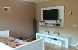 Vanzare apartament 3 camere, 69 mp, loc de parcare, zona Baciu