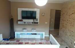 Vanzare apartament 3 camere, 69 mp, loc de parcare, zona Baciu