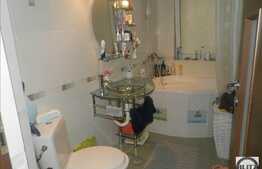 Apartament de vanzare cu 2 camere, 54 mp! Loc de parcare! Zona TERRA!