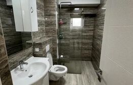 Apartament cu 3 camere, 70 mp, parcare, zona Campului