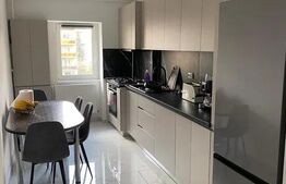 Apartament cu 3 camere, 70 mp, parcare, zona Campului
