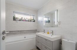 Casa moderna 3camere si mansarda amenajata in zona linistita Tarlungeni