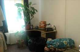 3 camere, 75 mp utili, 2 balcoane! Loc de parcare! Zona strazii Florilor!