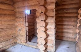 Casa 5 camere, teren 4740 mp, 240 mp , Marisel