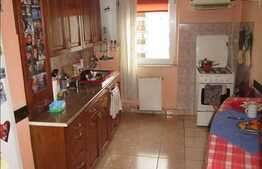 Apartament 4 camere, 76 mp, decomandat, etaj intermediar, zona Calea Floresti