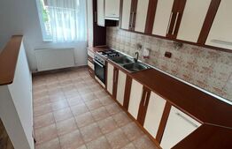 Apartament 2 camere 58mp et.1 cu parcare zona Florilor.