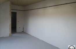 De vanzare apartament cu 1 camera, decomandat, 42 mp, zona strazii Eroilor!