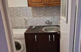 Garsoniera de vanzare,  24 mp, centrala proprie, balcon , ideala ptr investitie.