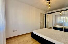 Apartament de vanzare, cu 2 camere, 56 mp, zona Porii