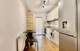 Apartament de vanzare, cu 2 camere, 56 mp, zona Porii