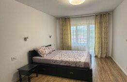 Apartament de vanzare, cu 3 camere, 82 mp, zona scolii