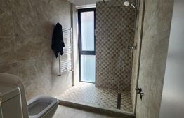 Apartament de vanzare cu 3 camere, 81 mp, zona Donath Park