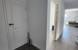 Apartament de vanzare cu 3 camere, 81 mp, zona Donath Park