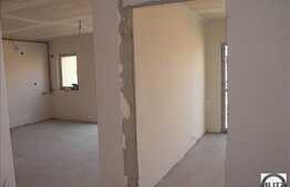 3 camere, cu terasa de 25 mp, cu loc de parcare, zona Teilor