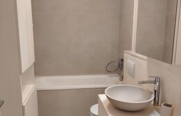 Apartament de vanzare, cu 3 camere, 60 mp, zona Chinteni 