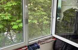 Apartament de vanzare, cu 3 camere, 47 mp, zona Manastur