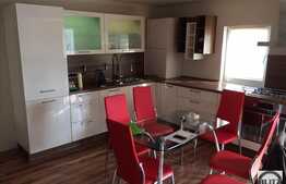 3 camere, 67 mp, decomandat, garaj, boxa, zona strazii Ciocarliei