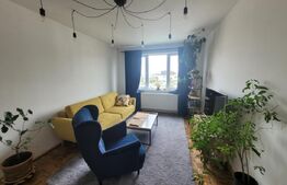 Apartament de vanzare cu 2 camere decomandate, 50 mp zona Semicentrala