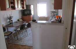 3 camere decomandat, 72 mp utili, cu boxa inclusa. 2 minute de P-ta Cipariu!